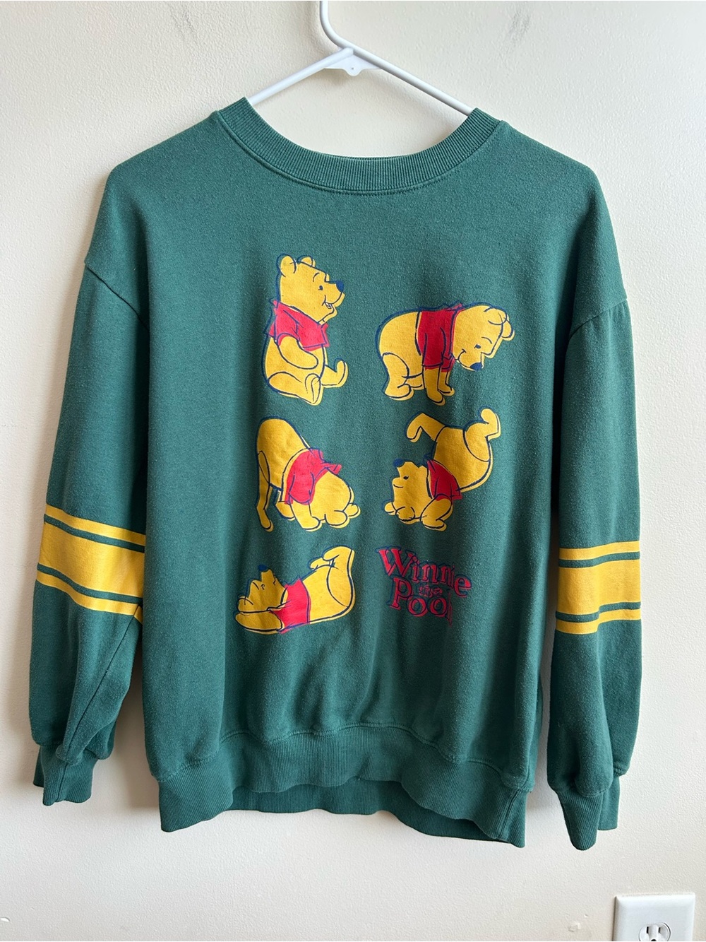 Disney Winnie The Pooh Vintage Style Pooh Bear Sweatshirt S